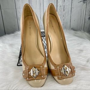 TOMMY HILFIGER Career Pumps, Rounded Toe, 3” Heel